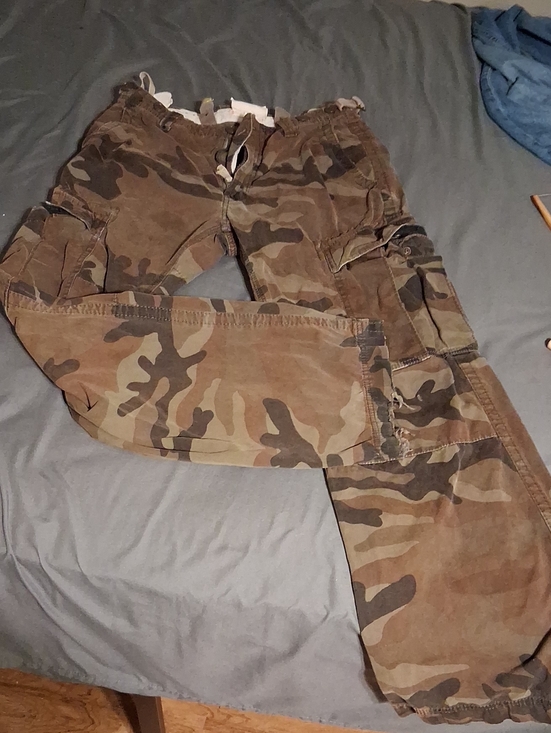 GAP Other - GAP Men's Camouflage Cargo Pants - Brown/Green Camo